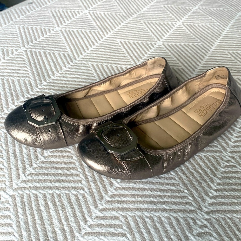 Metallic bronze Leather Ballet Flats Me Too- Adam Tucker size 7.5